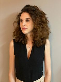 cabelo curto cacheado