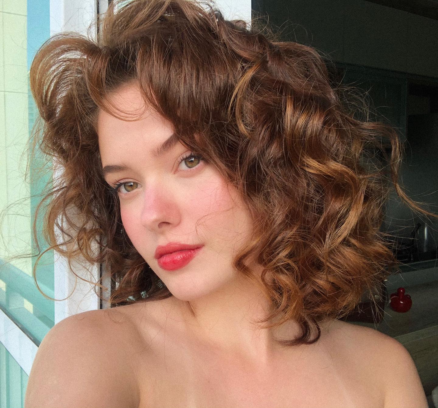cabelo ondulado medio