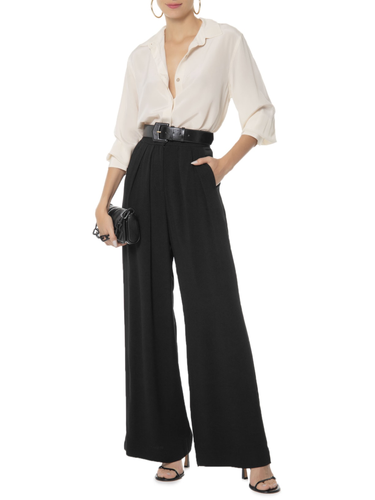calça flare alfaiataria