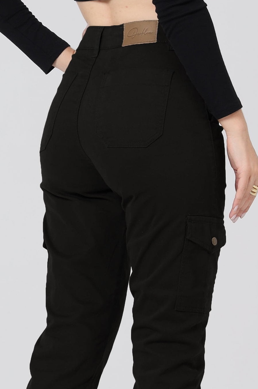 calça cargo jeans feminina