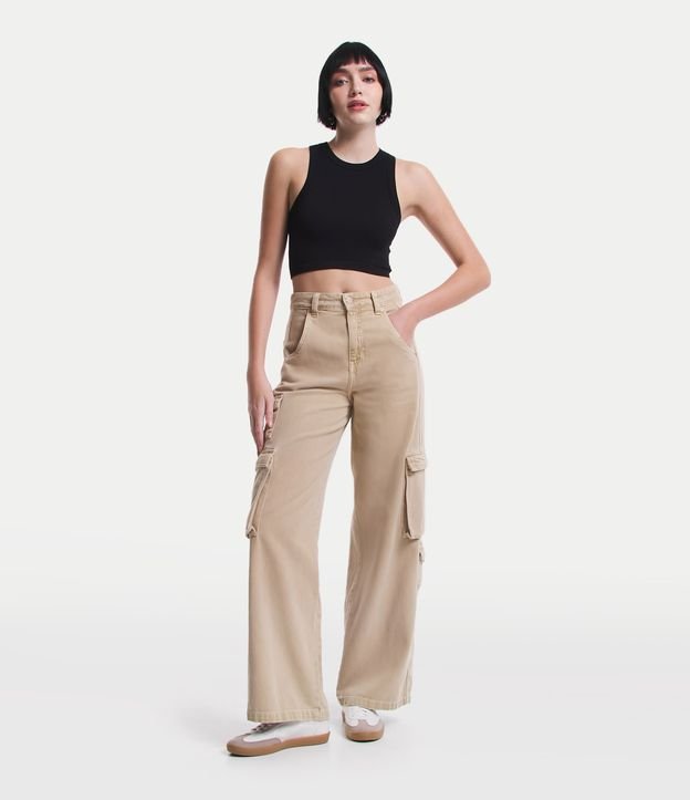 calça cargo bege renner