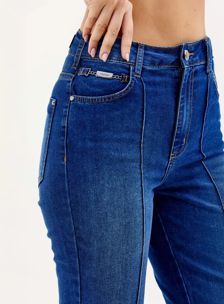 Calça com friso
