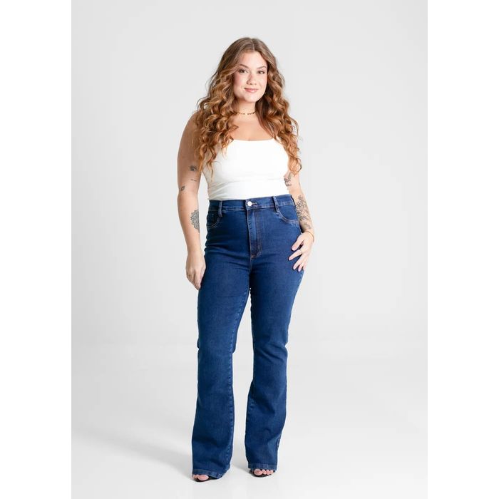 calça bootcut clara plus size