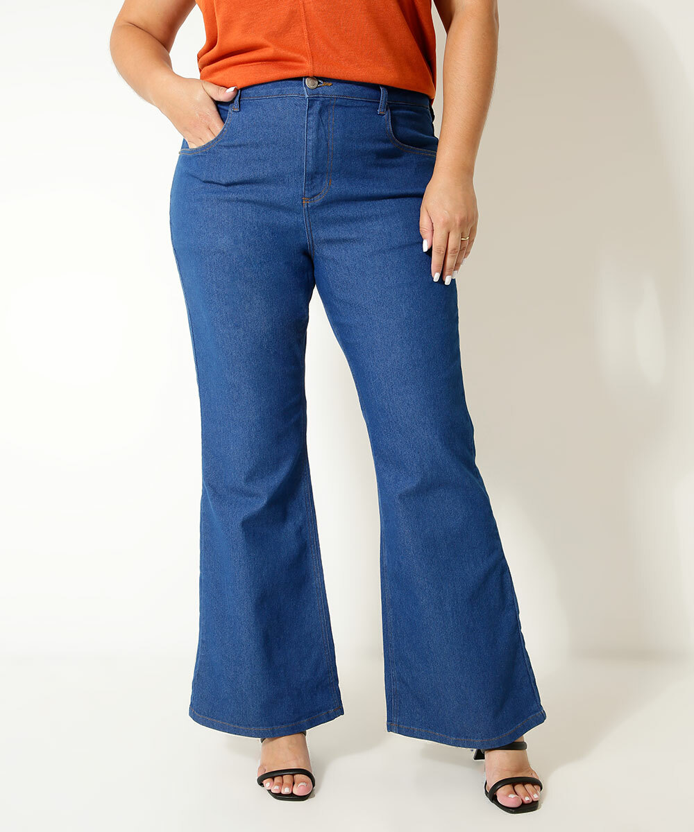 calça bootcut cintura alta plus size