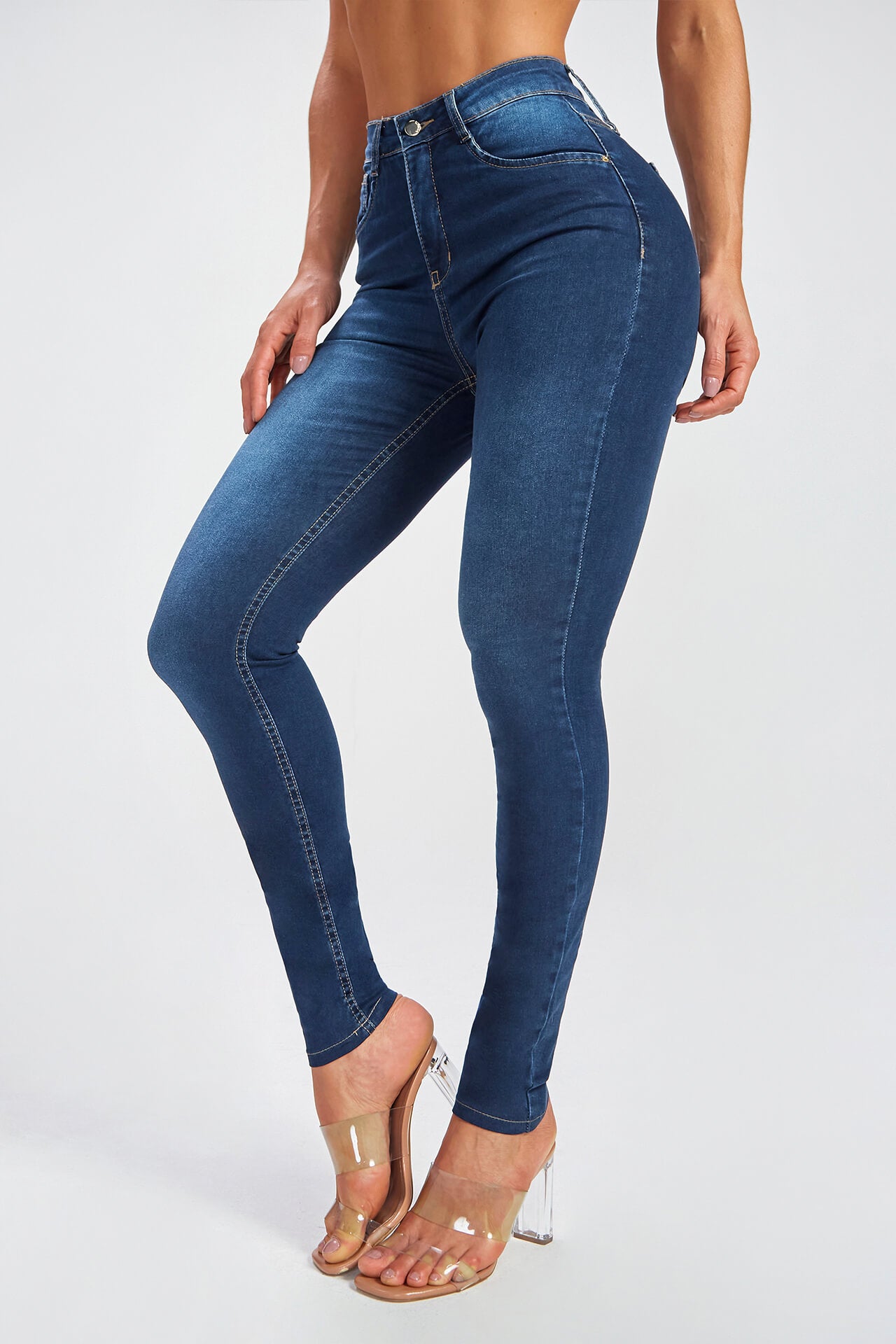 calça jeans feminina modeladora empina bumbum