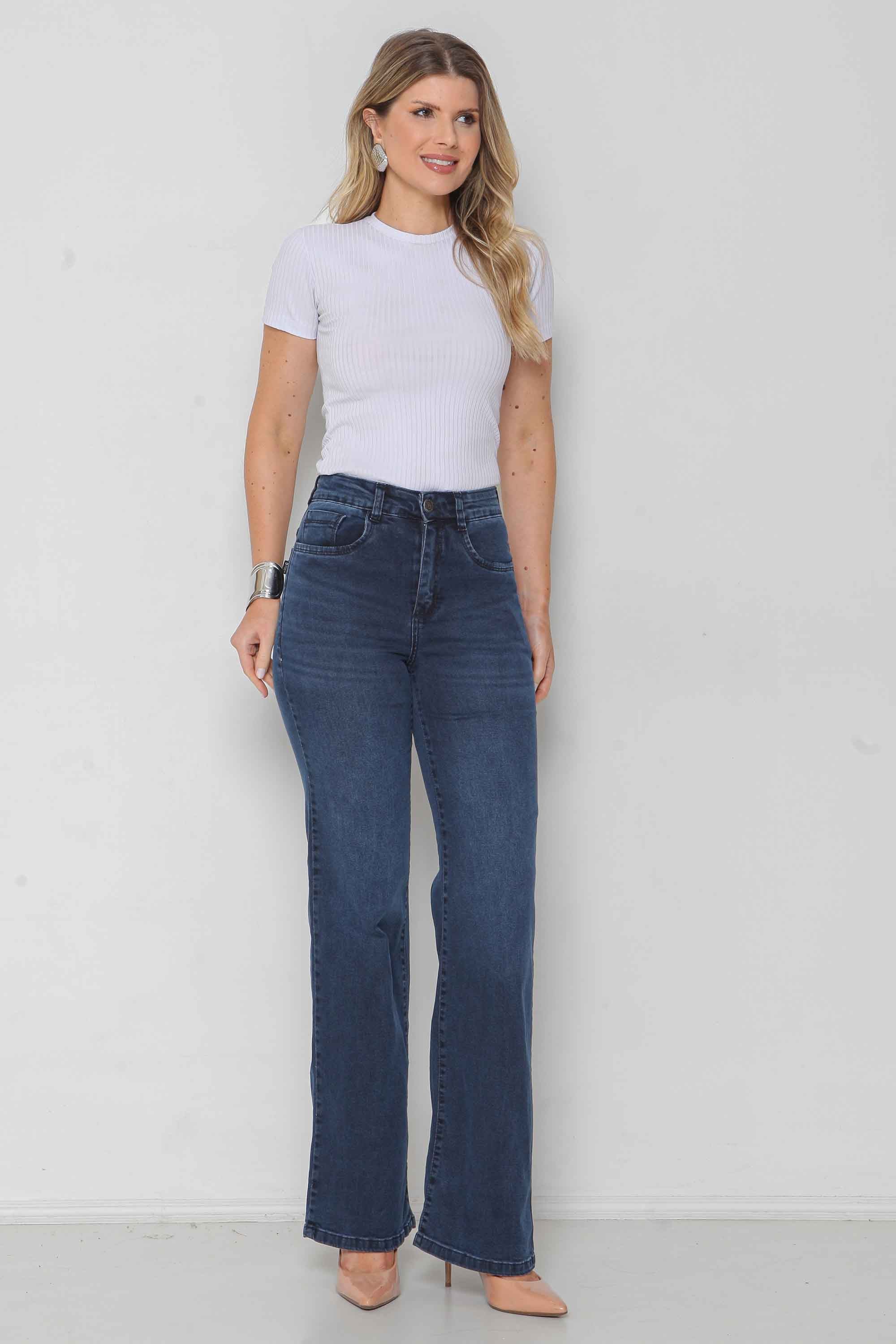 calça jeans pantalona escura