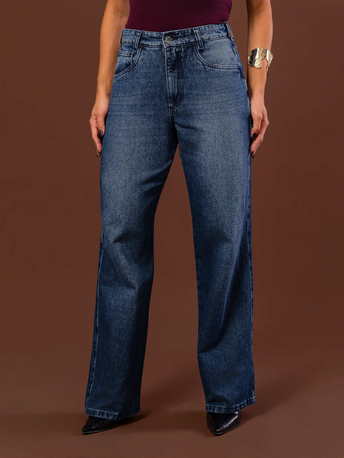calça jeans oversized zara
