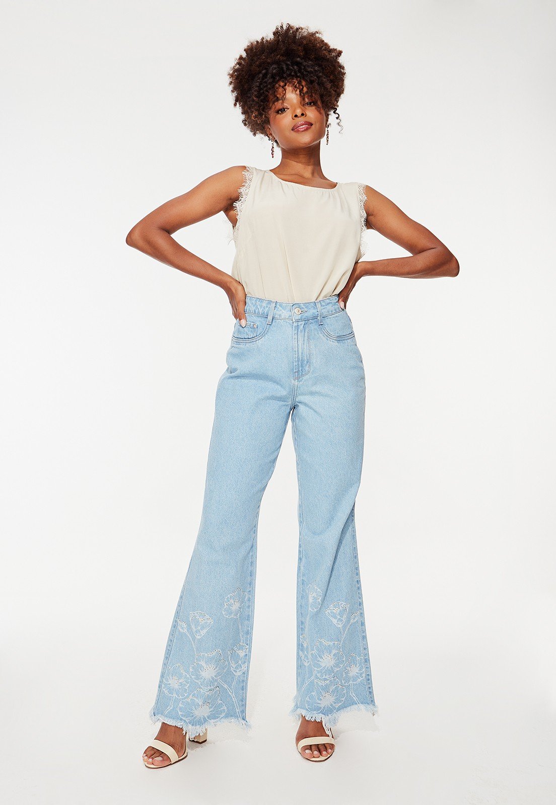 calça jeans oversized zara