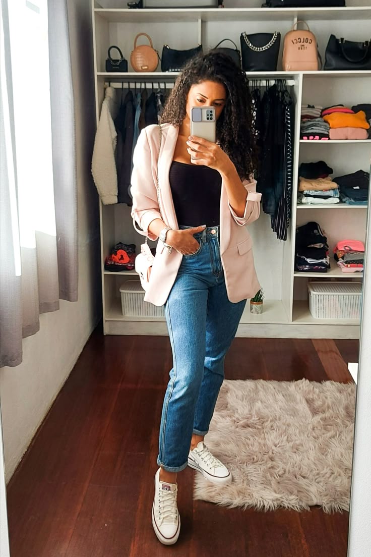 calça mom jeans com all star branco