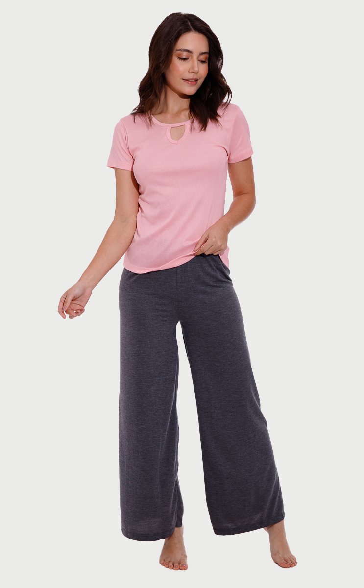 calça pantalona para ficar em casa