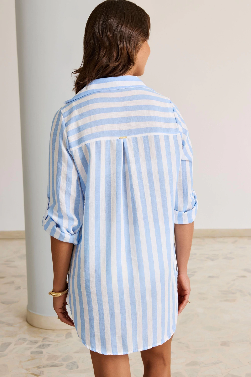 chemise feminina listrada azul e branca