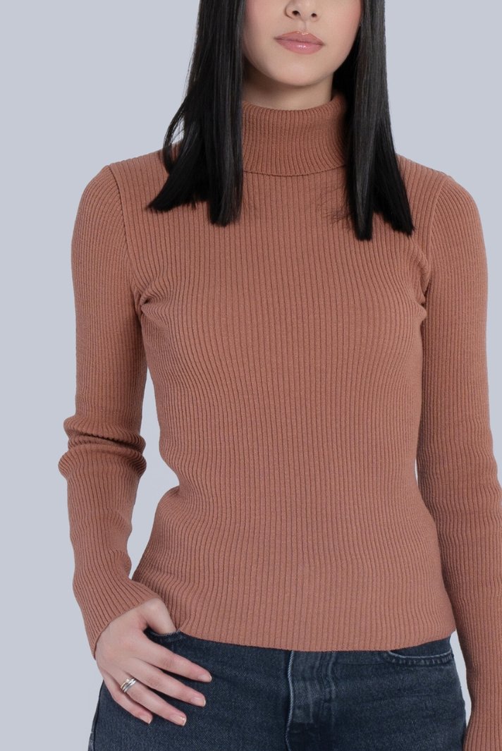 camiseta feminina gola alta preta