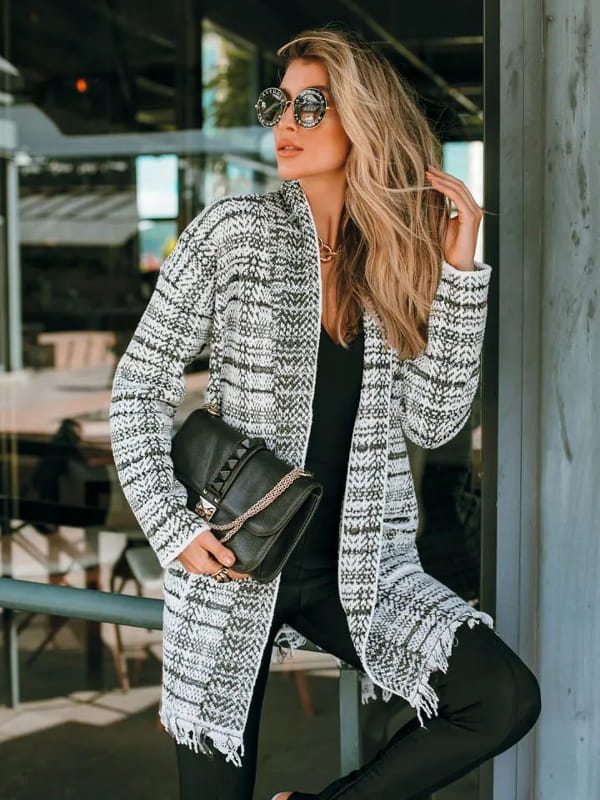 cardigã feminino com bolso longo