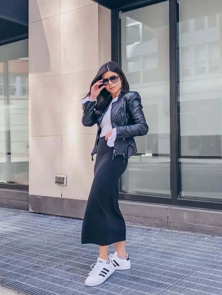 combinação saia midi tenis preto inverno