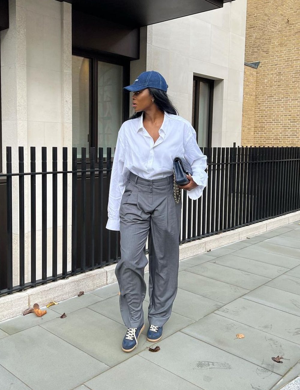 look casual com calça de alfaiataria feminina
