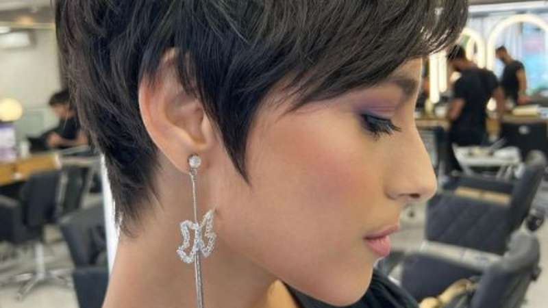 corte curto feminino em camadas 14
