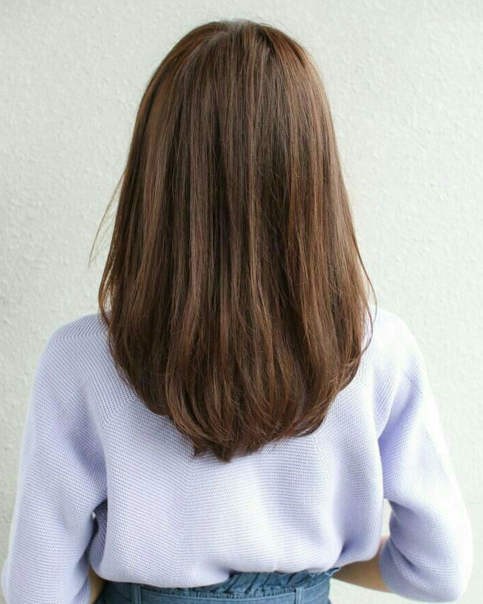 corte em u curto feminino