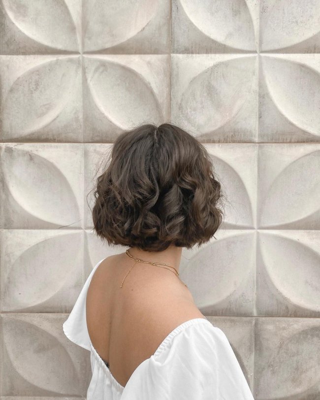 corte curto feminino reto 15