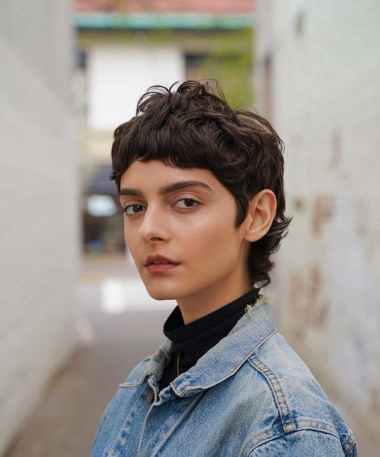 corte curto feminino shaggy 16