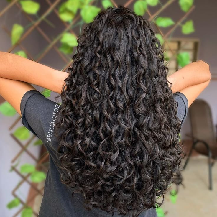 corte de cabelo cacheado 11