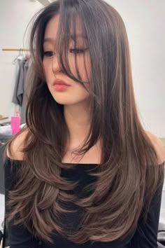 corte em V para cabelo liso