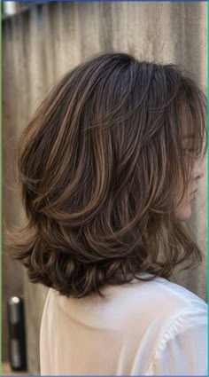 corte em V curto
