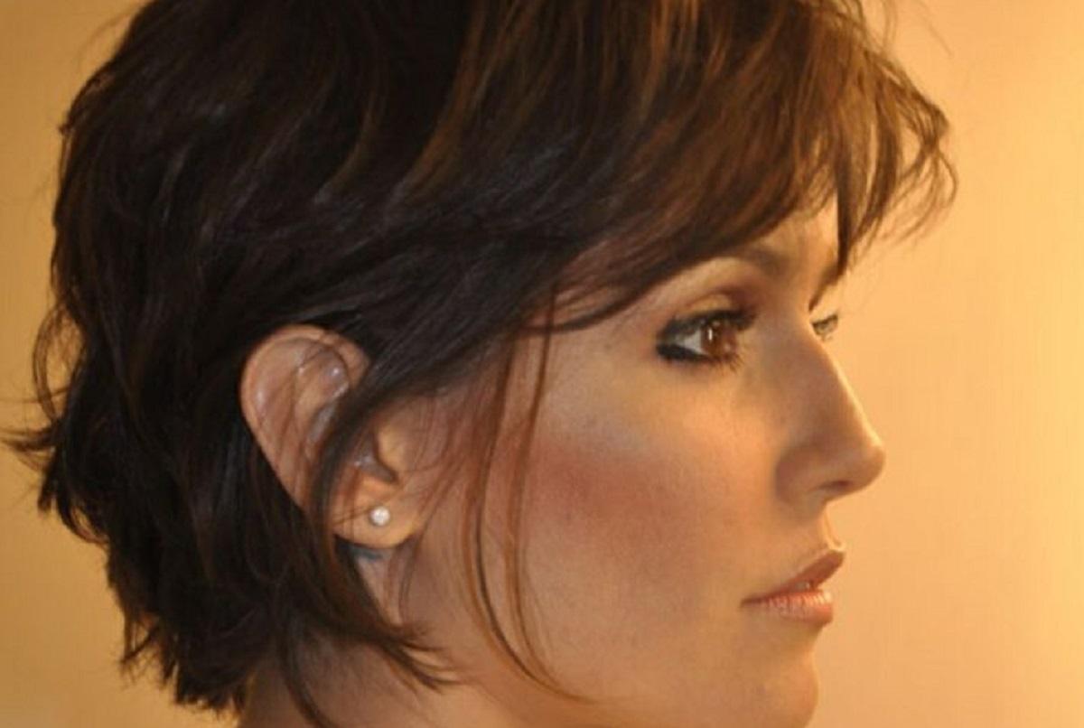 corte desfiado para cabelo liso