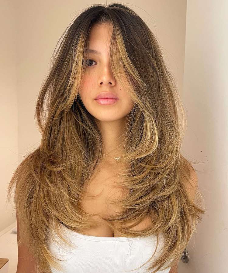 corte cabelo longo liso para rosto oval