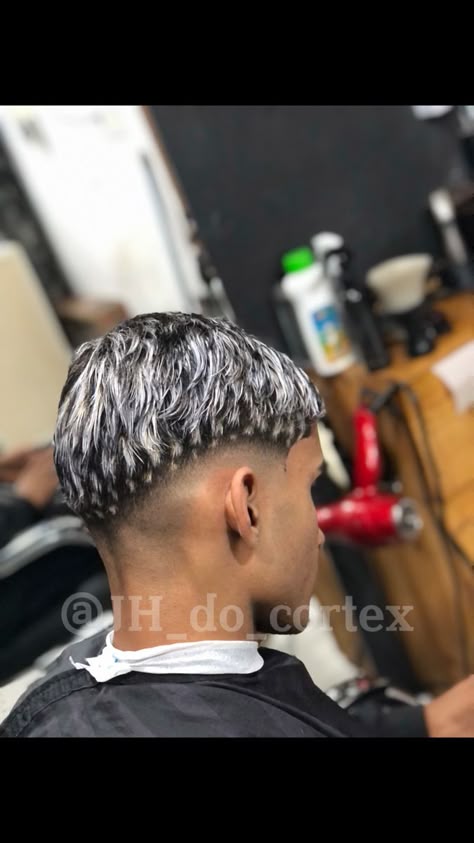 corte undercut liso