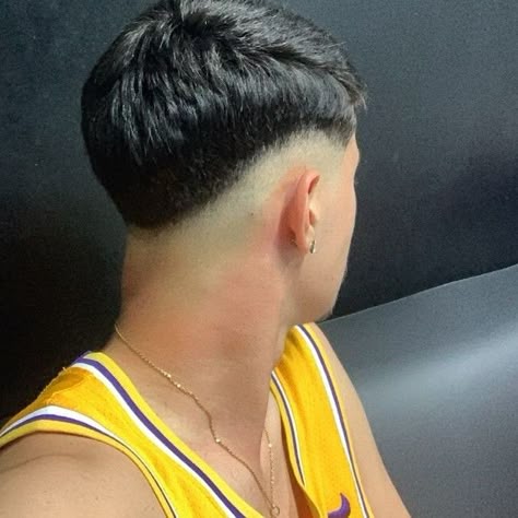 corte undercut liso