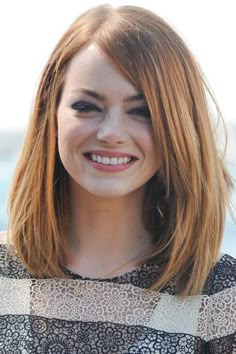 corte bob rosto redondo