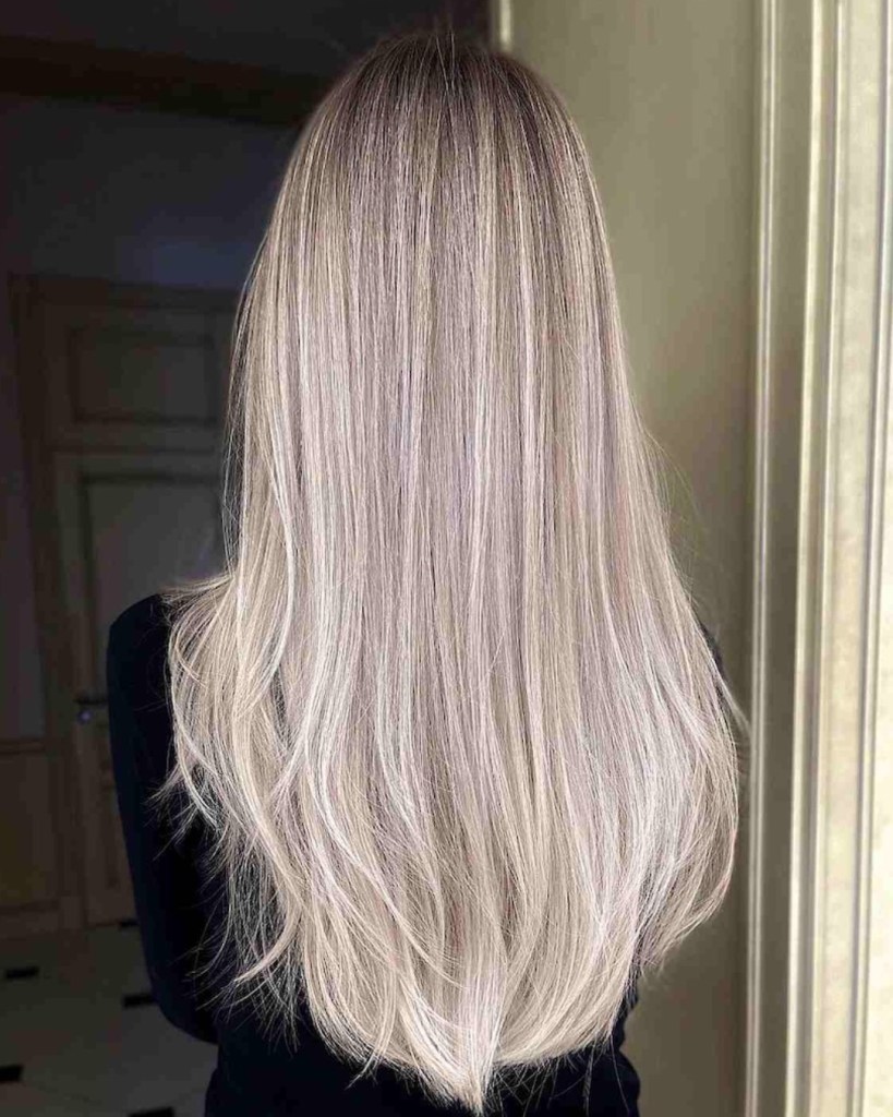 corte em v cabelo longo ondulado