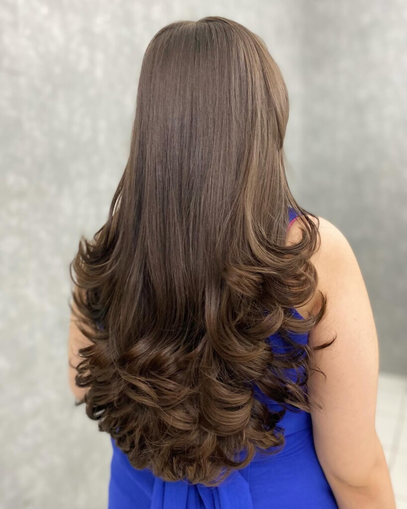 benefícios corte em v cabelo longo