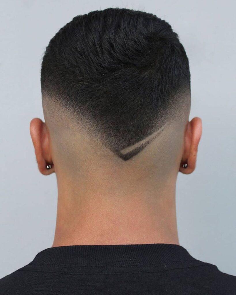 corte em v para cabelo liso