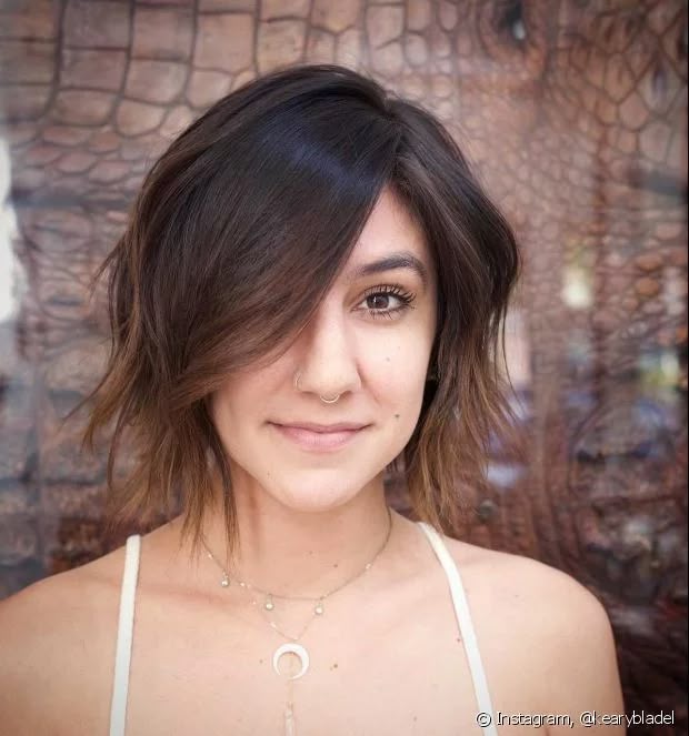 estratégias para dar volume ao cabelo curto