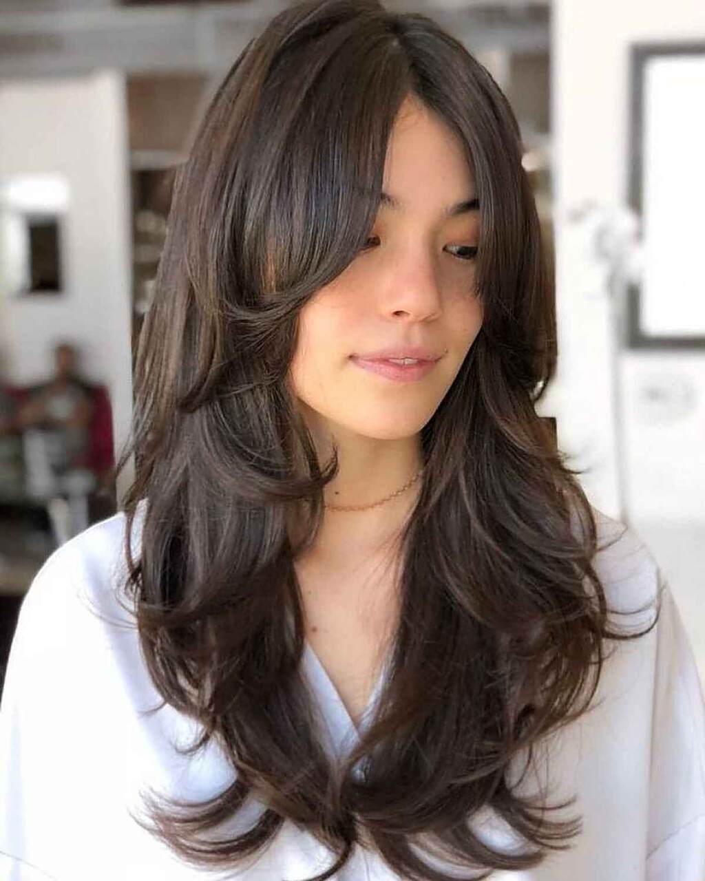 corte em V para cabelo longo fino