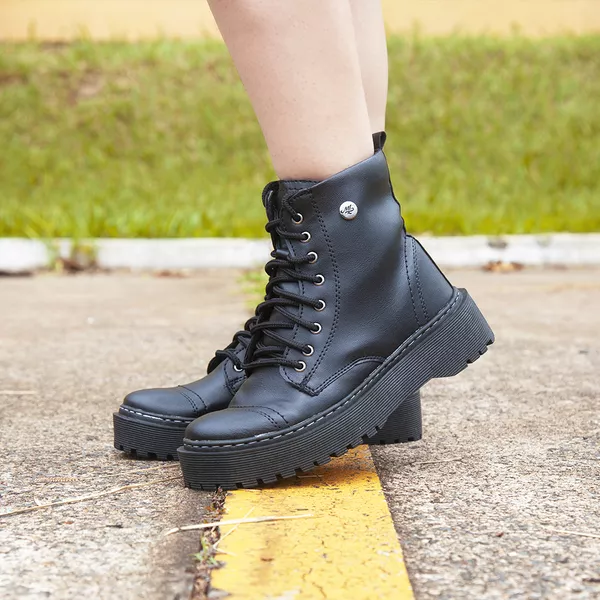 coturno plataforma feminino confortável