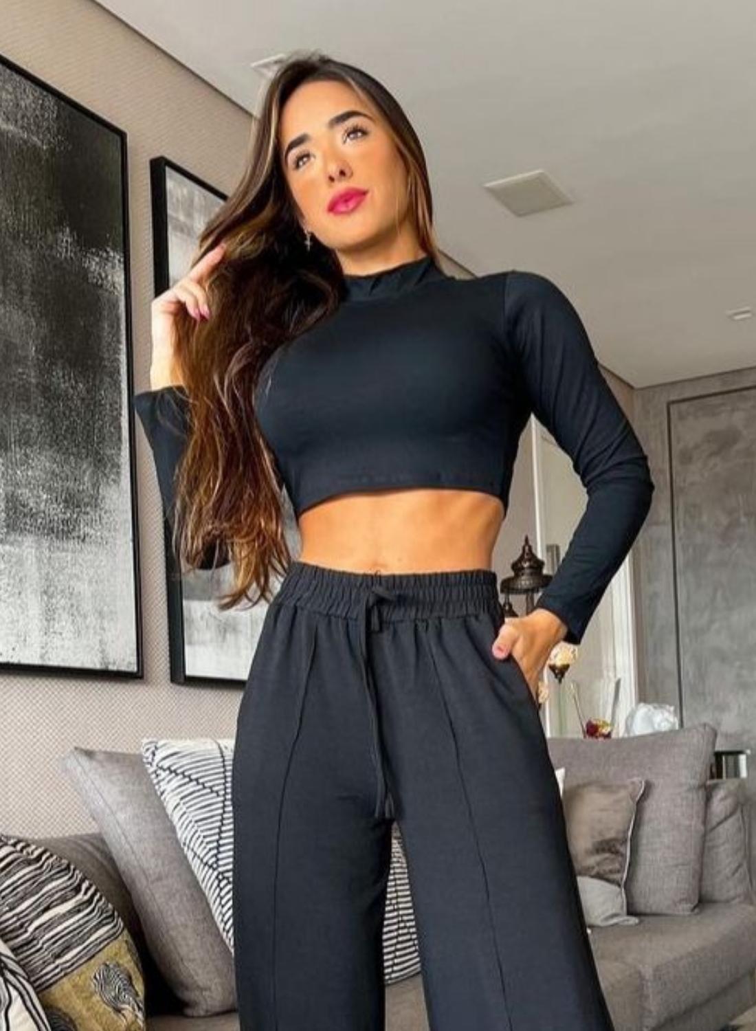 cropped feminino canelado gola u preto