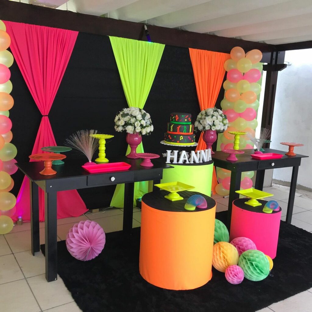 decoração tie-dye festa
