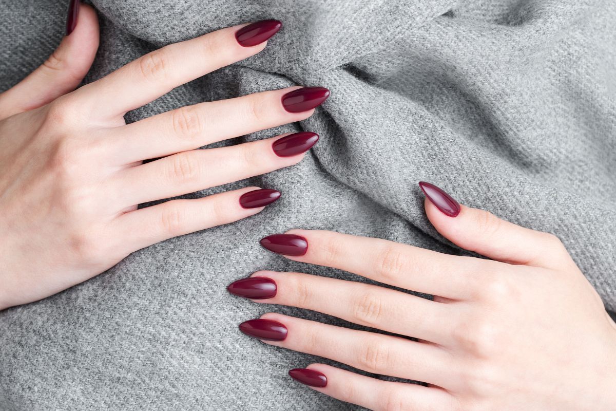 esmalte marsala efeito gel