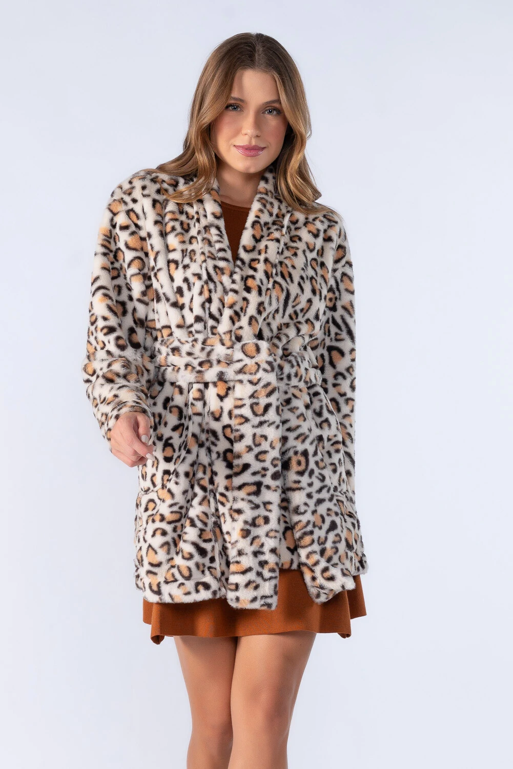 animais vestidos com roupas