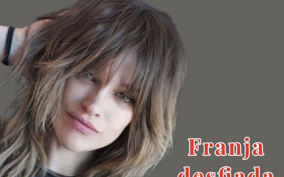franja desfiada em camadas rosto quadrado