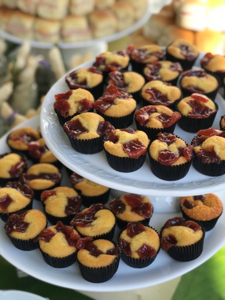 doces de milho e amendoim festa junina