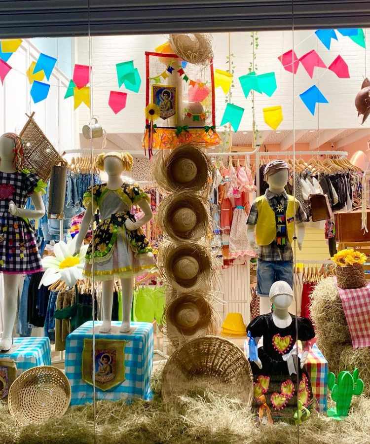vitrine de loja festa junina