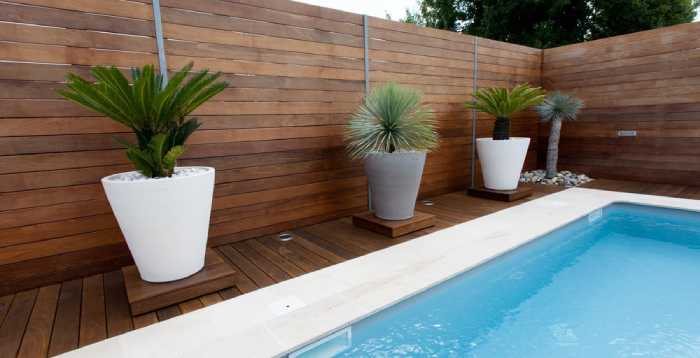 decoração piscina externa