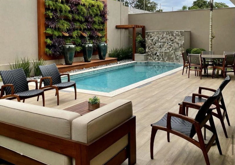 revestimento área de piscina