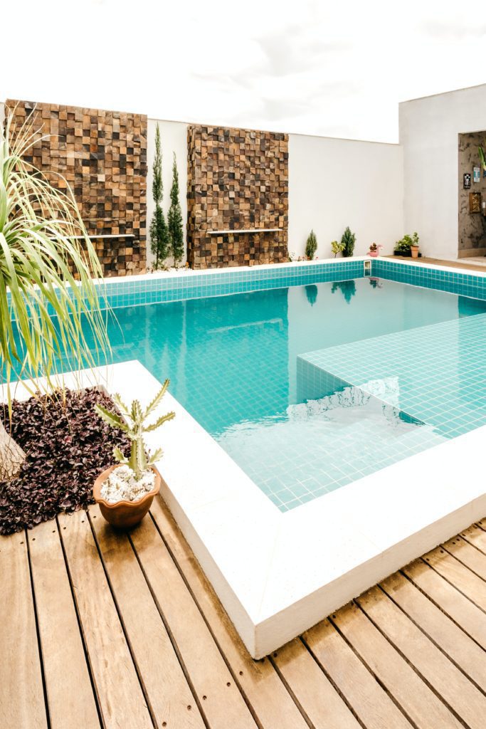como decorar varanda de piscina