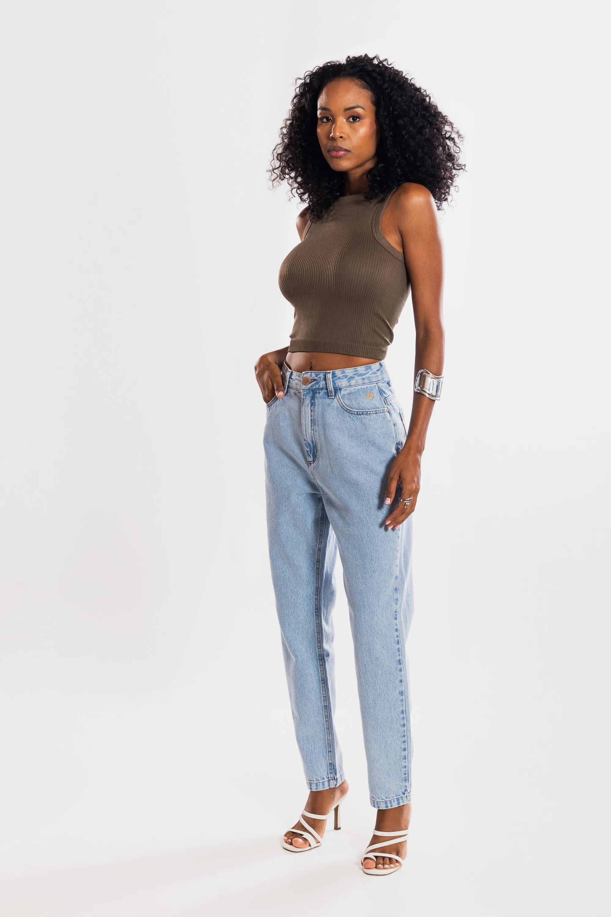 jeans mom feminino