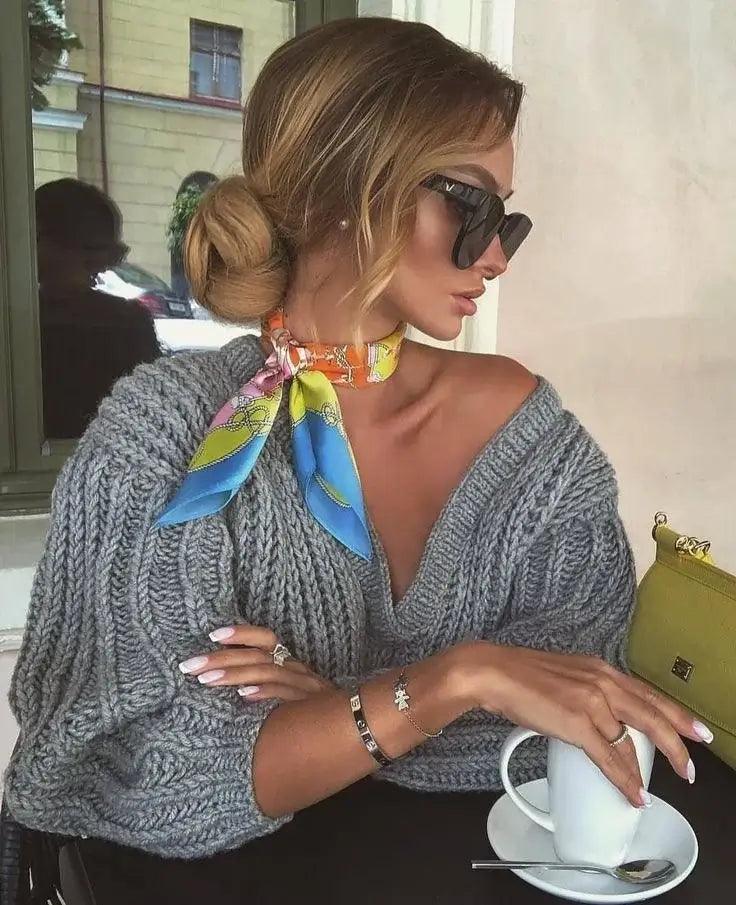 look com lenço e jeans
