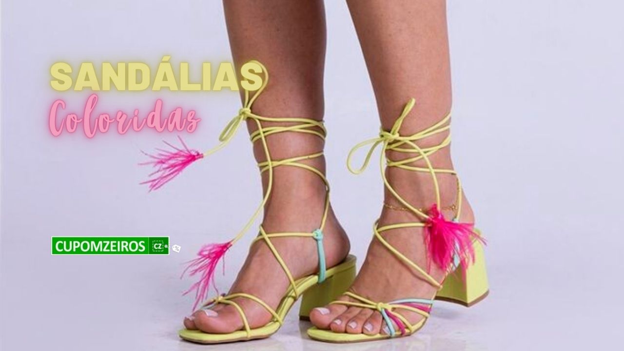 sandália colorida amarração